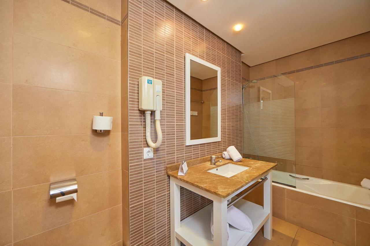 Apartamentos Jade - Adults Only El Arenal  Ngoại thất bức ảnh